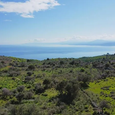 Villa Lisaya, A Peaceful Oasis In A Natural Area Palailonion