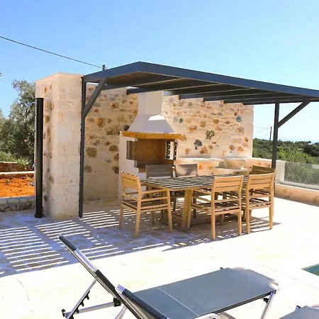 Villa Lisaya, A Peaceful Oasis In A Natural Area Palailonion