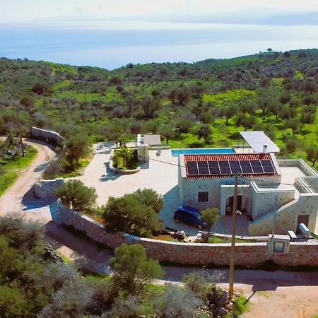 Lisaya, A Peaceful Oasis In A Natural Area Villa *