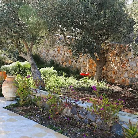 Lisaya, A Peaceful Oasis In A Natural Area Villa *