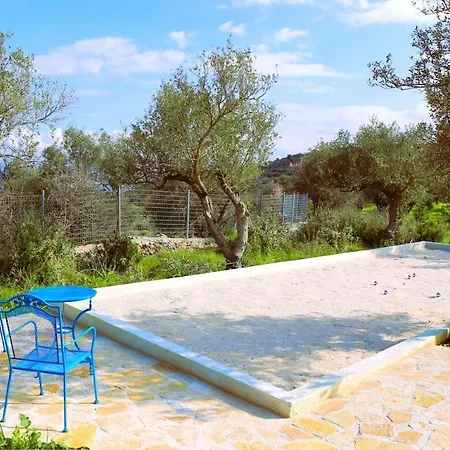 Lisaya, A Peaceful Oasis In A Natural Area * Palailonion